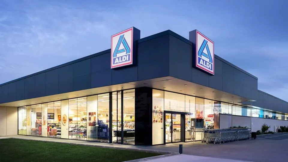 Exterior de un edificio de uso comercial