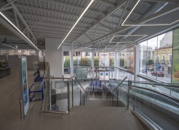 Interior 01